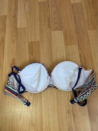 40 Beden Bikini üstü