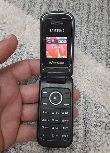 Samsung 1190 kapaklı tuşlu telefon 