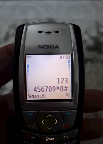 Nokia 6610i tuşlu telefon - Görsel 4