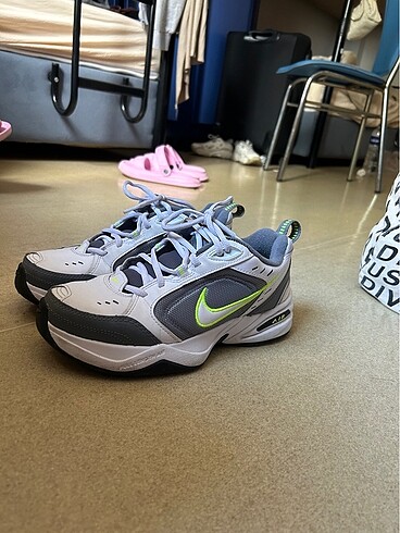 Nike air monarch spor ayakkabı