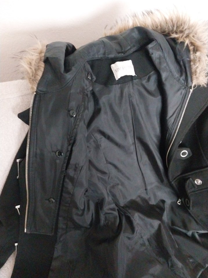 Zara Kürk Detaylı Siyah Kadın Midi Kaban - Görsel 5