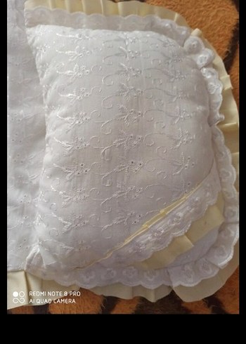 Nakışlı Beyaz Nevresim Takımı - Görsel 2