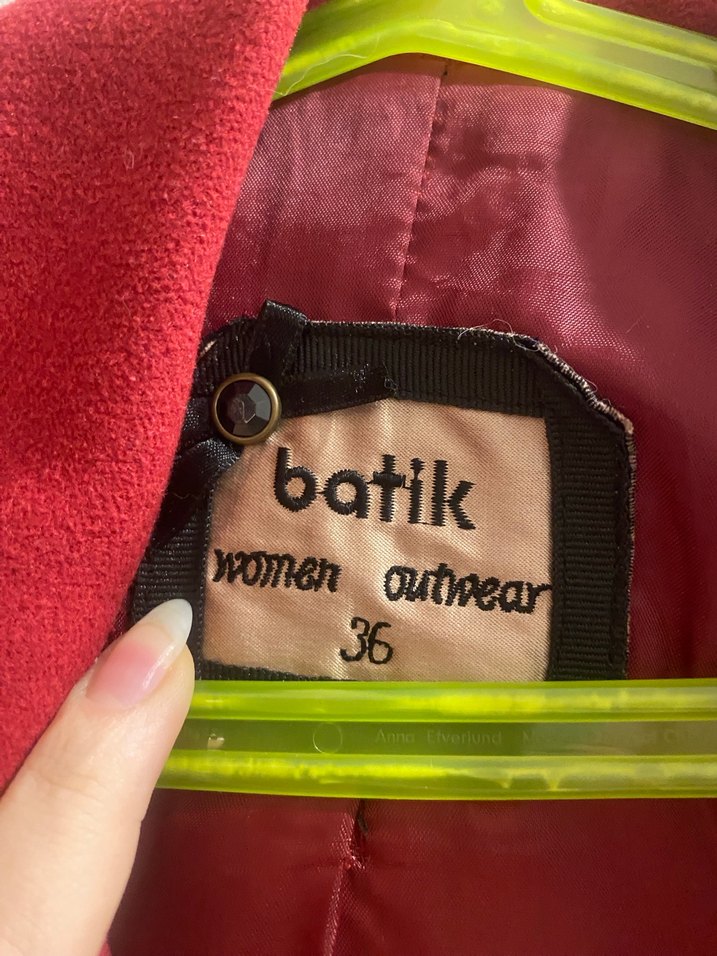 Batik 36 Beden Kırmızı Kaban - Görsel 2