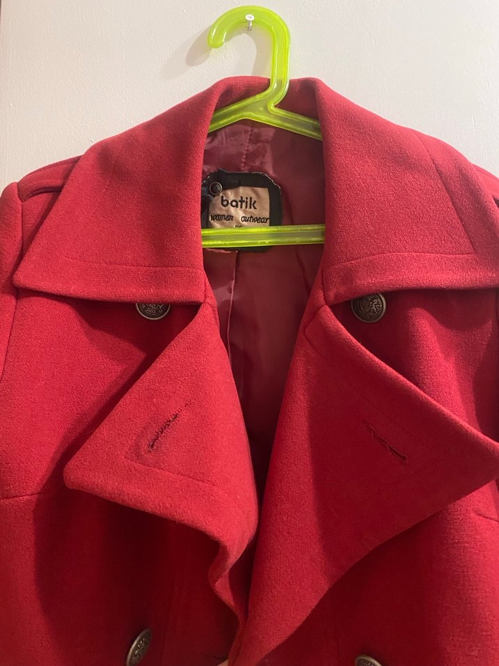 Batik 36 Beden Kırmızı Kaban - Görsel 3