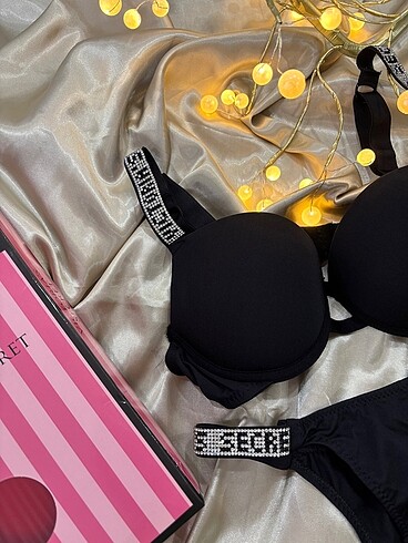 s Beden Victoria Secret Taşlı Sütyen Takım