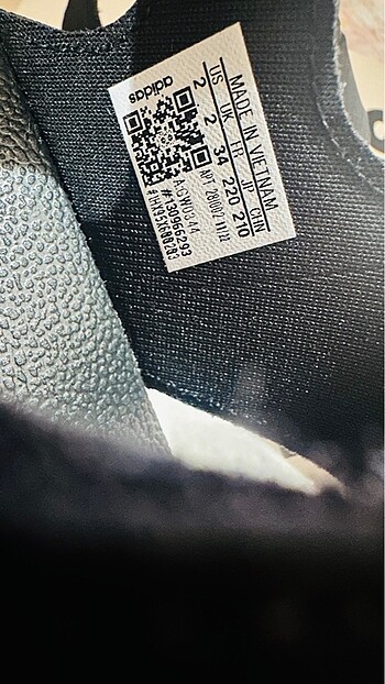 34 Beden Adidas sandalet 34 no
