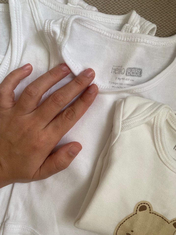 Pamuklu Beyaz Kolsuz Bebek Body - Görsel 2