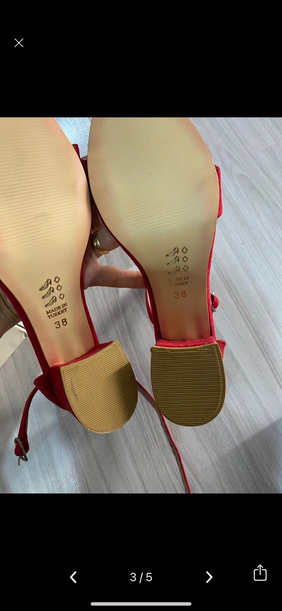 Kırmızı Süet Stiletto Tokalı Kadın Ayakkabı - Görsel 2