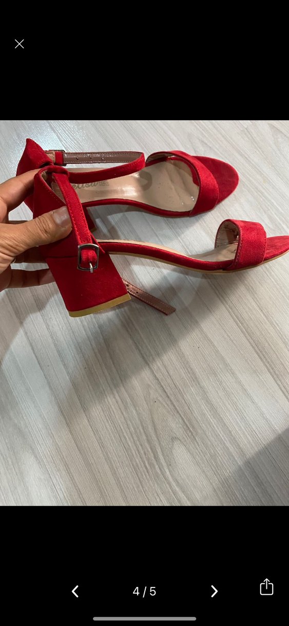 Kırmızı Süet Stiletto Tokalı Kadın Ayakkabı - Görsel 3