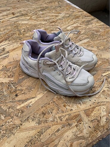 #Skechers kadın spor ayakkabı