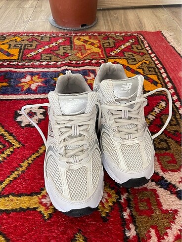 37 Beden NEW BALANCE 530