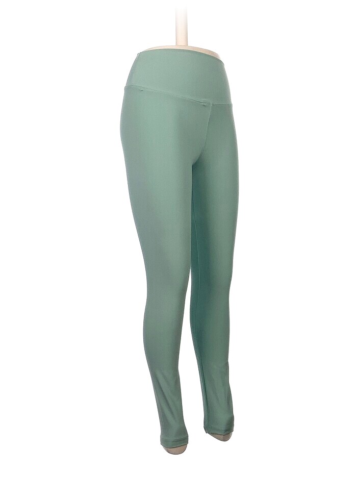 Guess Tayt / Spor taytı %70 İndirimli. - Görsel 2