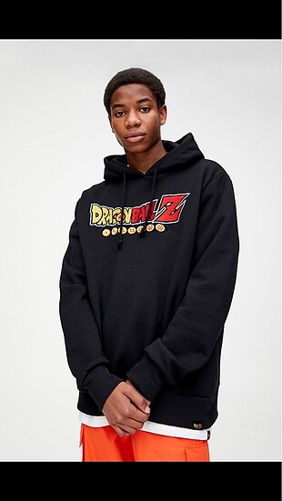 Pull and Bear Dragon ball z sweat