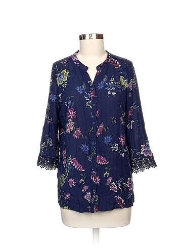 LC Waikiki Bluz %70 İndirimli.