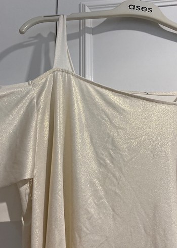 Beyaz Parlak Askısız Keten Bluz - Görsel 4