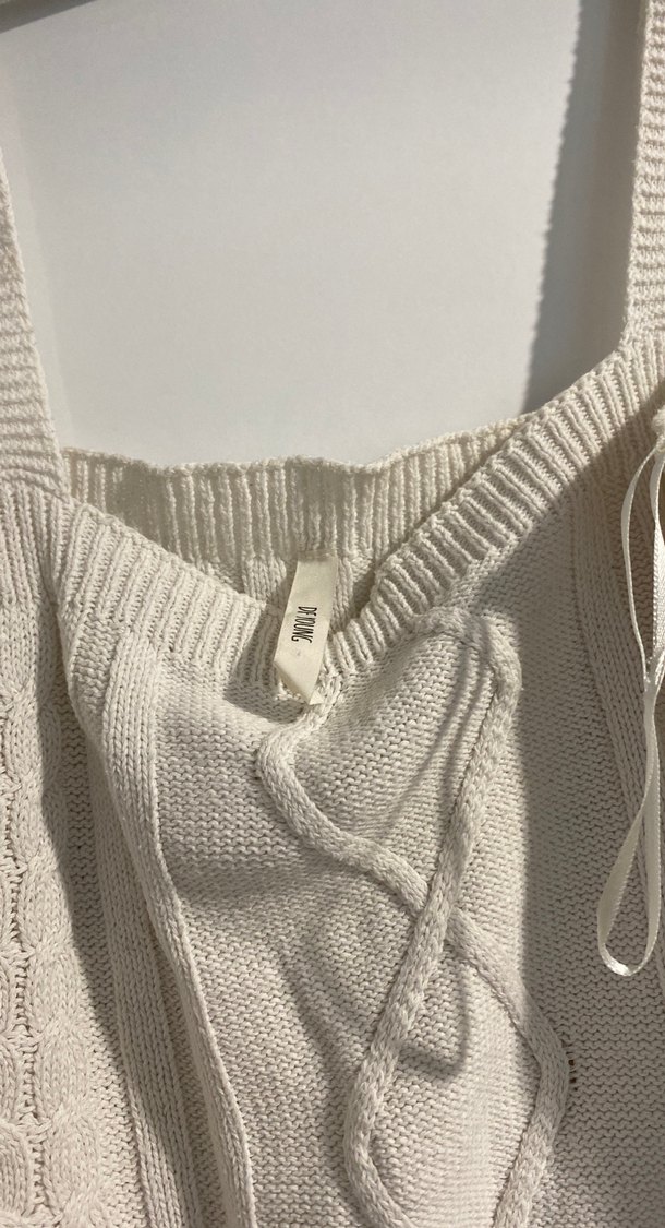 Beyaz Örgü Askılı Kadın Süveter - Görsel 2