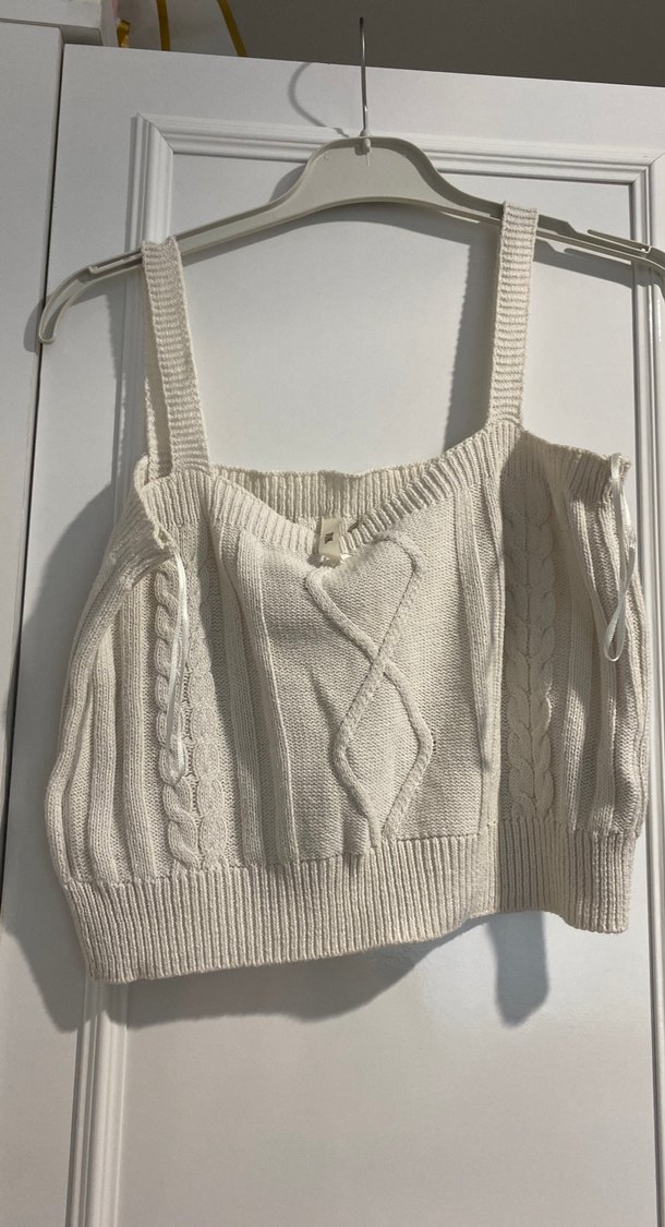 Beyaz Örgü Askılı Kadın Süveter - Görsel 4