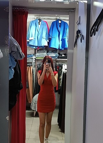 s Beden elbise Kırmızı renk İNDİRİM VARDIR