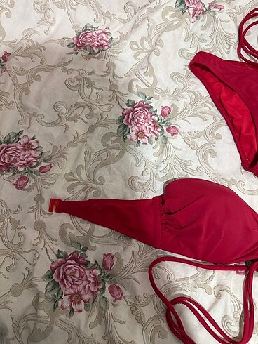38 Beden kırmızı Renk Pierre Cardin Bikini Takımı Kırmızı