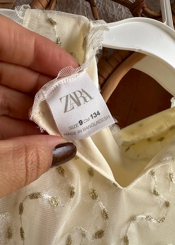 Zara Beyaz İşlemeli Dantelli Kız Elbisesi - Görsel 5