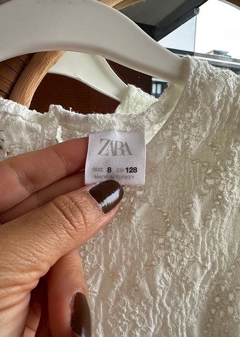 Zara Kız Çocuk Beyaz Dantel Nakışlı Elbise - Görsel 3