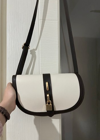 Klasik Beyaz Deri Kadın Çanta - Görsel 2