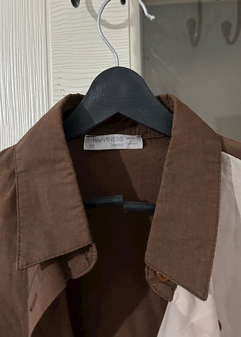 Düğmeli Kahverengi-Beyaz Kadın Gömlek - Görsel 2