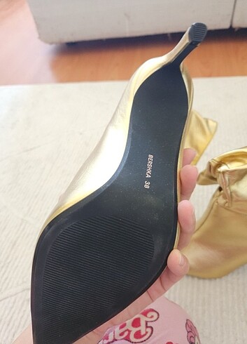 38 Beden altın Renk Bershka gold rengi bot