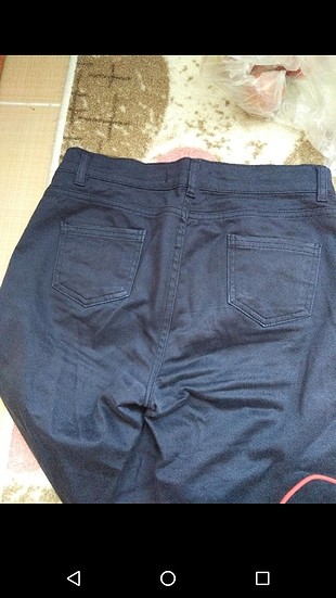 31 Beden lacivert Renk temiz sorunsuz deforme yok 38.40 uyumludur