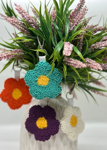 Renkli Boncuklu Çiçek Anahtarlık - Görsel 4