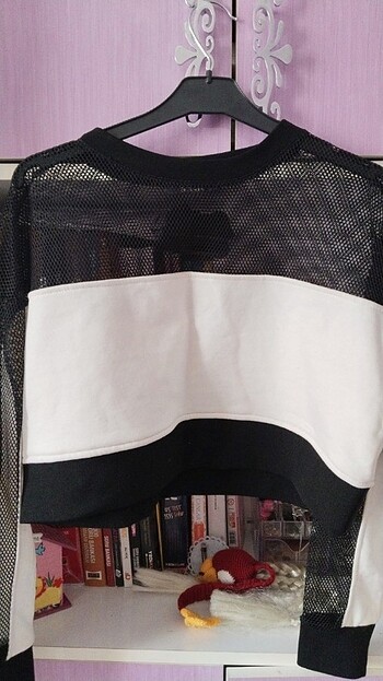 Addax Crop sweat
