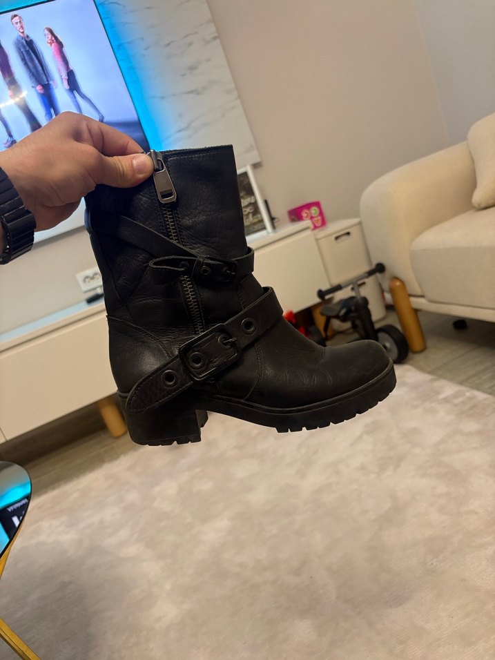 Siyah Deri Tokalı Biker Bot hotiç - Görsel 4