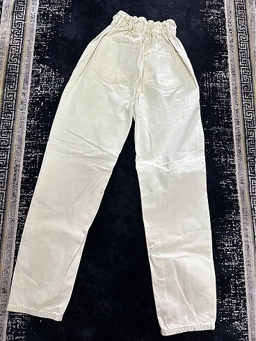 Mango krem rengi mevsimlik jean