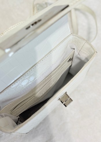 Beyaz Deri Yılan Desenli Kadın Çanta - Görsel 5