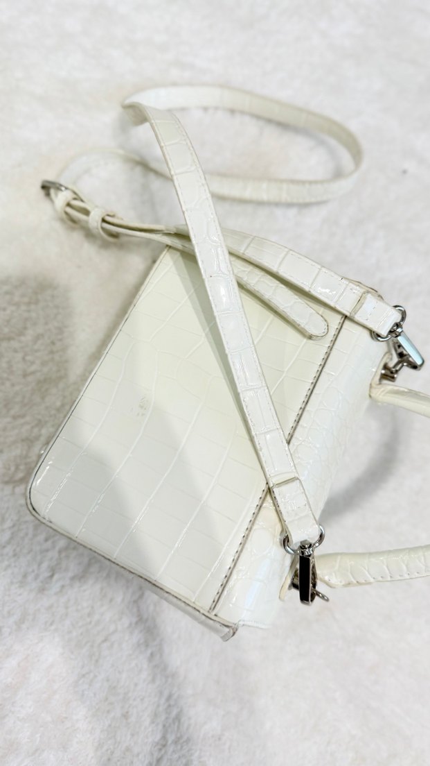 Beyaz Deri Yılan Desenli Kadın Çanta - Görsel 3