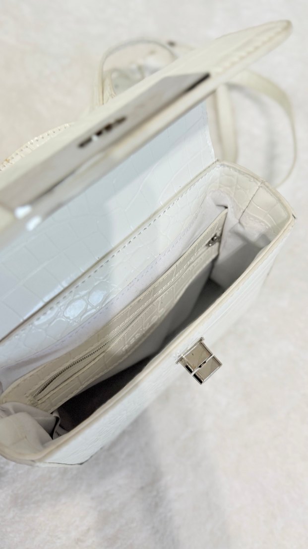 Beyaz Deri Yılan Desenli Kadın Çanta - Görsel 5