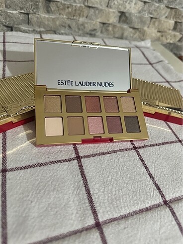 Beden Renk Estee lauder far paleti