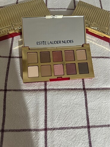  Beden Estee lauder far paleti