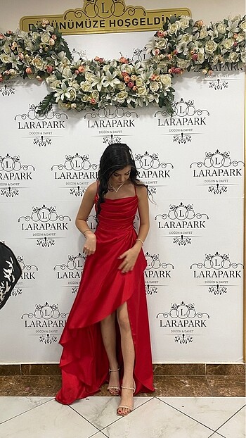 Alfabeta KIRMIZI SATEN ABİYE LAFABA