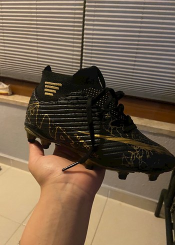 tek ebat Beden Siyah Rock Punk Erkek Futbol Ayakkabısı