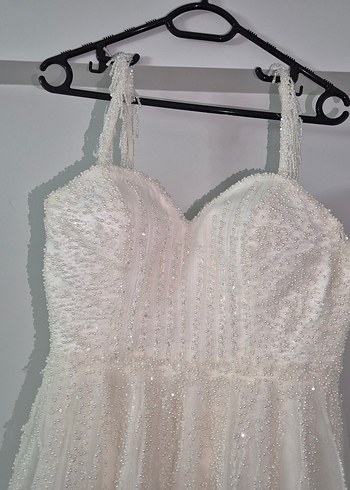 Beyaz Uzun A Kesim askılı gelinlik - Görsel 5