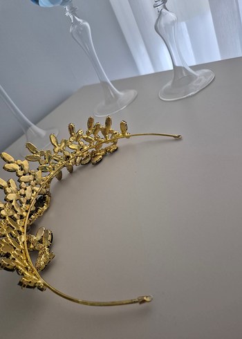 Altın Renkli Siyah Boncuklu Gotik Taç - Görsel 5