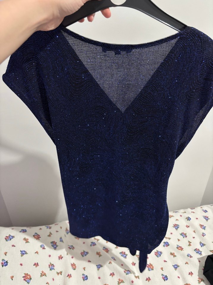 Lacivert Drapeli V Yakalı Kadın Bluz - Görsel 3