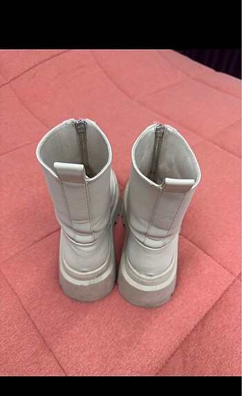 37 Beden Pull & Bear kadın bot