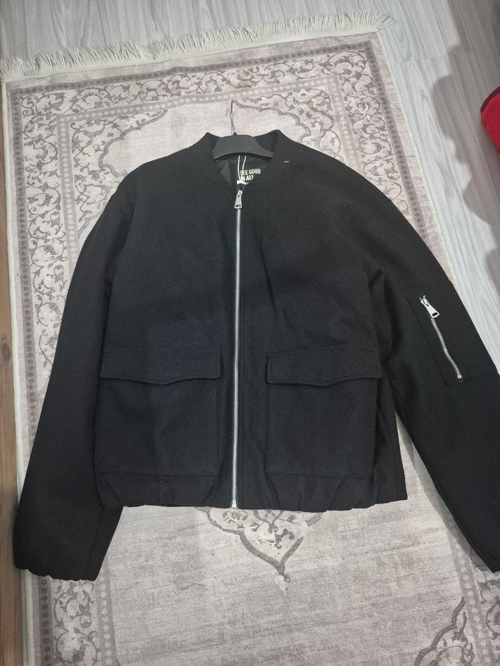 Siyah Fermuarlı Kadın Kısa Ceket - Görsel 3