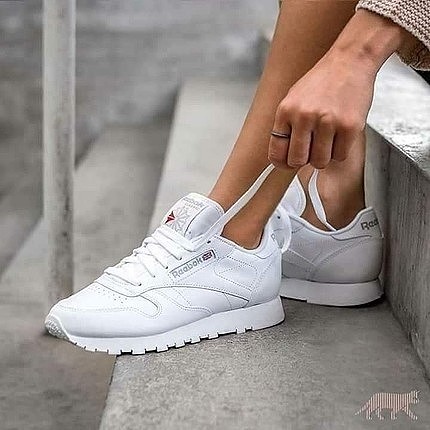 beyaz clasic reebok