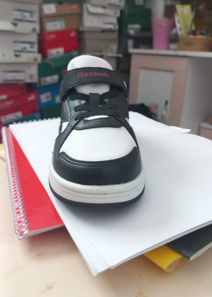 Reebok 37 no bayan veya cocuk giyebilir - Görsel 2