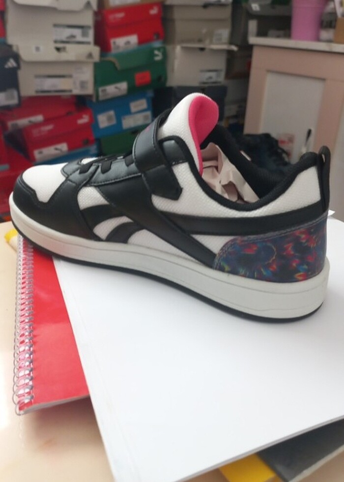Reebok 37 no bayan veya cocuk giyebilir - Görsel 4