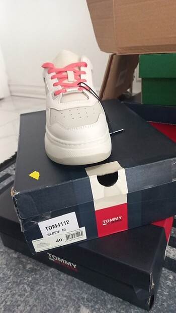 40 no tommy bayan  - Görsel 11