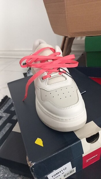 40 no tommy bayan  - Görsel 13